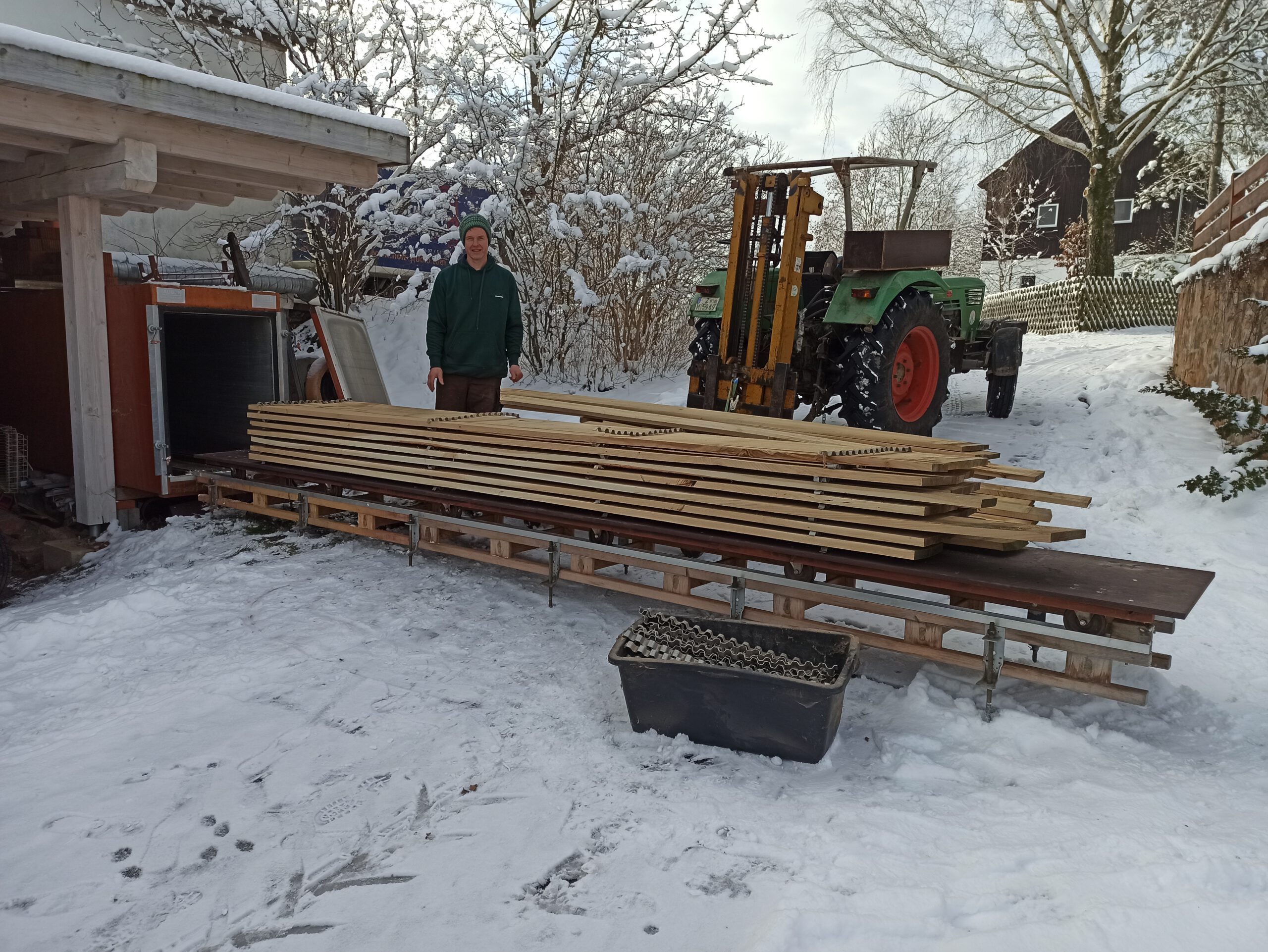 Tischlerei Udo Wahsner bei der Arbeit mit Holz